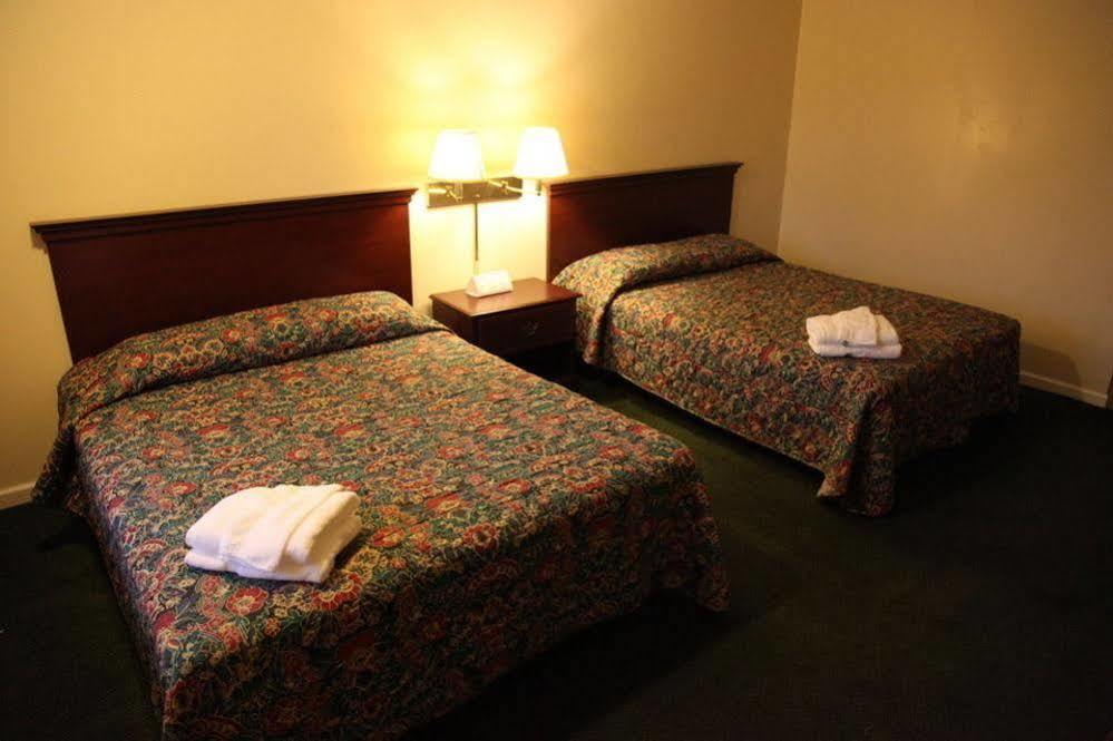 Parliament Resort Gay Mens Resort Augusta Exteriör bild